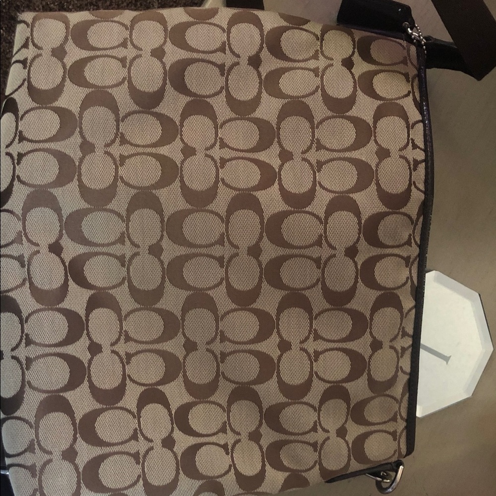 Coach signature Brown and Tan Shoulder Bag - Picture 5 of 8